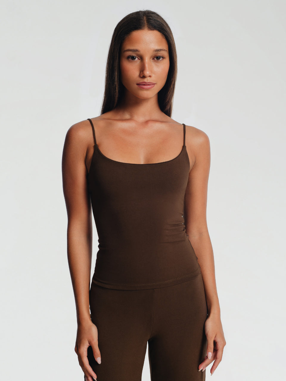 GOENA Sophia Round Neck Strappy Tanktop