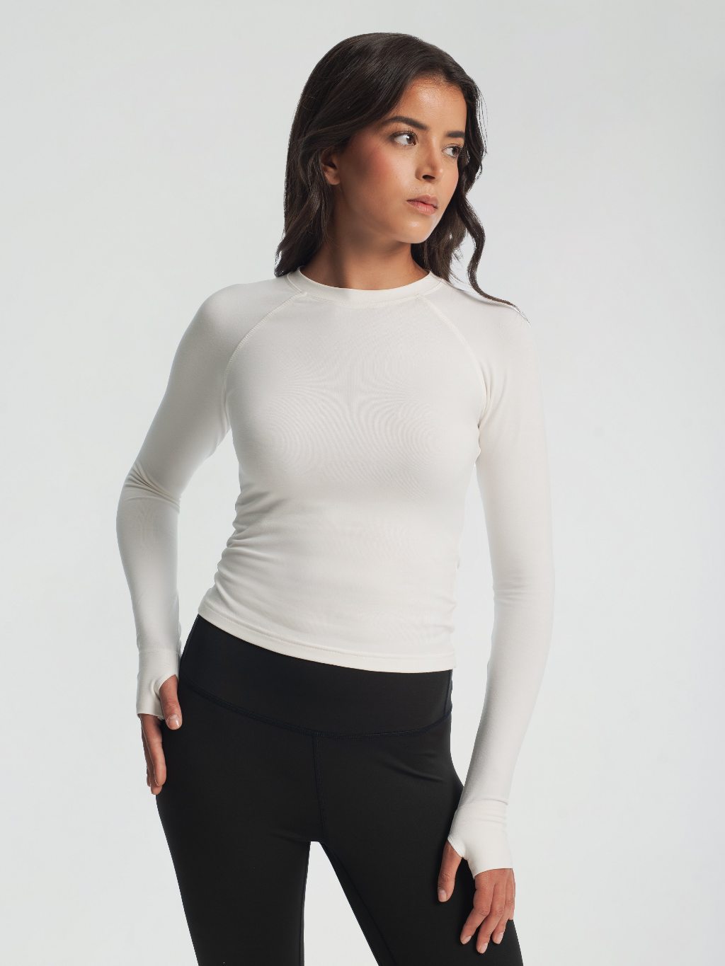 GOENA Isa Raglan Long Sleeve Top