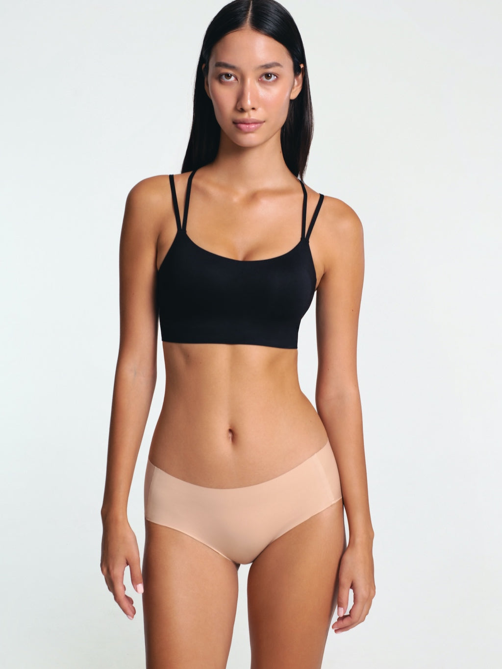 Sadie Seamless Bra Criss Cross Back