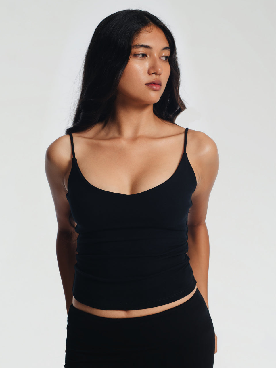 GOENA Sarah V Neck Strappy Tank Top