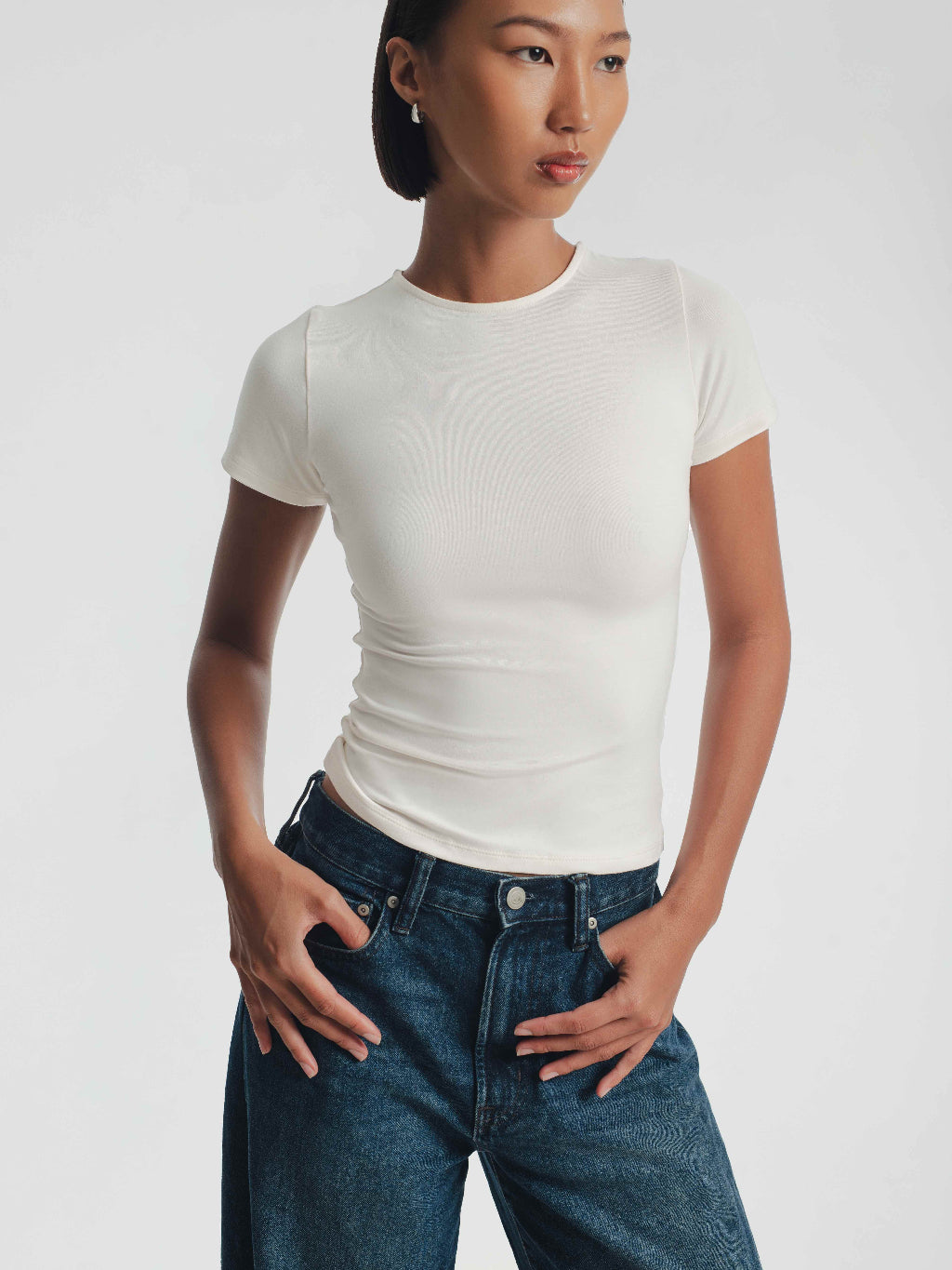 GOENA Norah Fitted T-Shirt