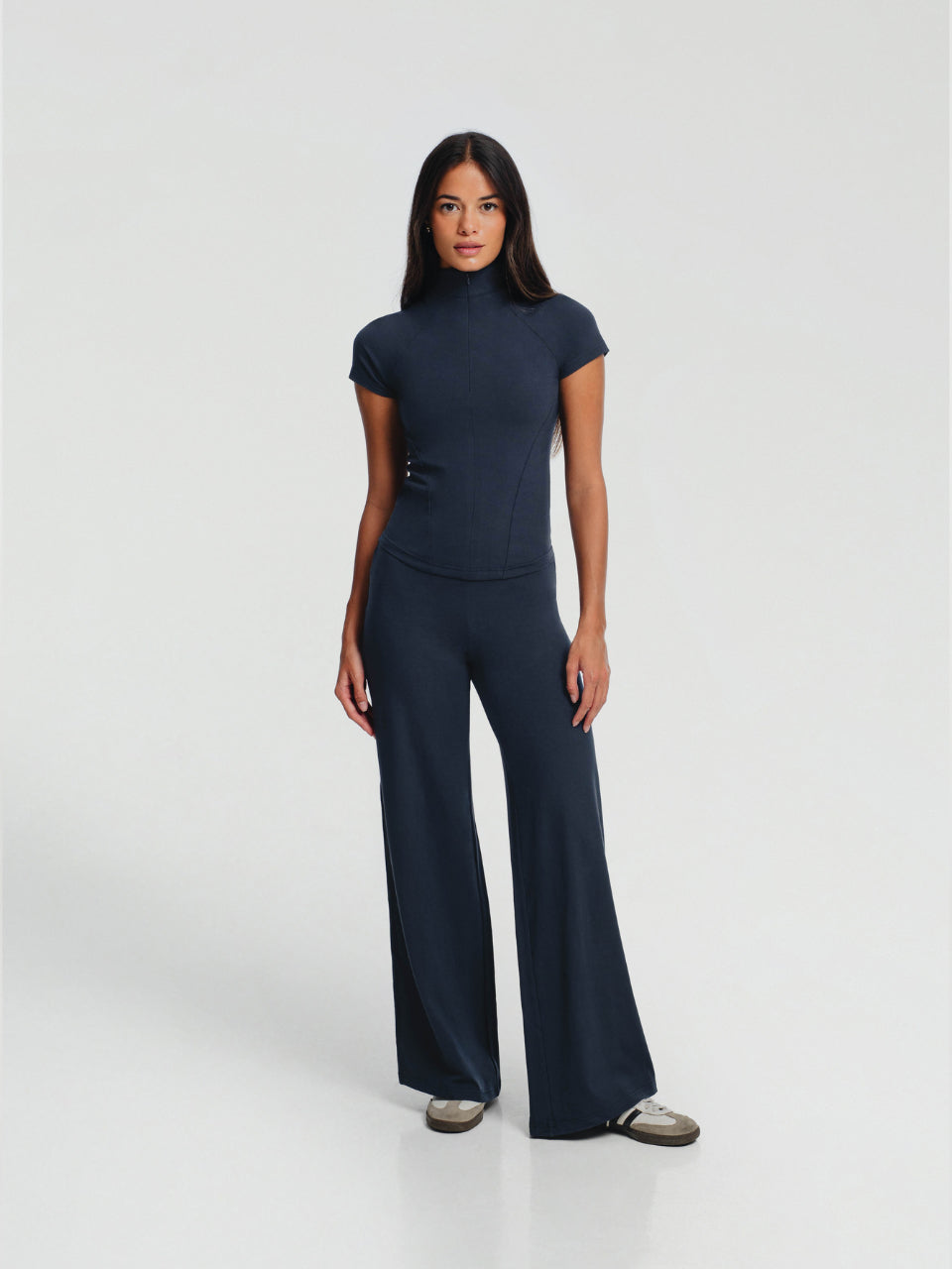 GOENA ELISE Raglan Training Short Sleeve