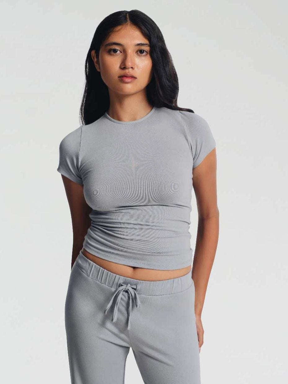 GOENA Norah Fitted T-Shirt